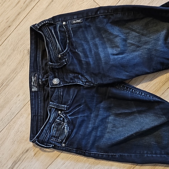 Silver Jeans - Picture 2 of 4